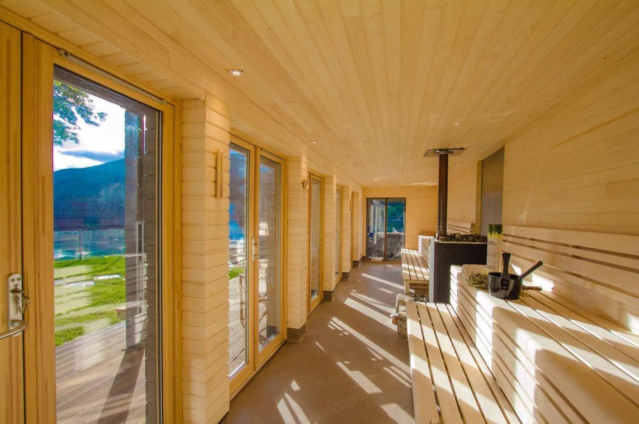 Taymouth Marina-Beinn Ghlas Aberfeldy Buitenkant foto
